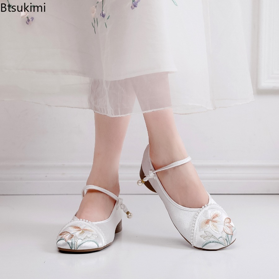 Модные женские туфли на низком – обзор и цена Ethnic Fashion For Women