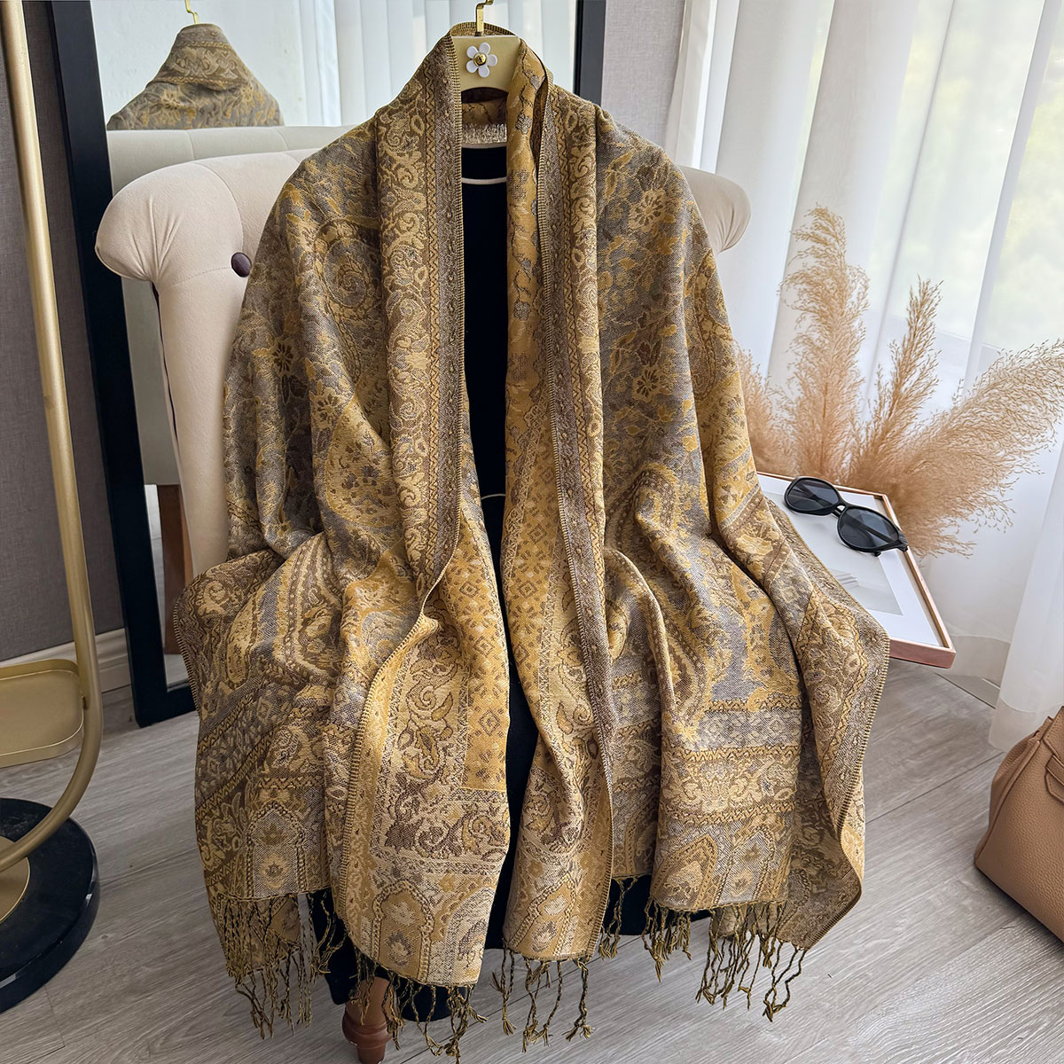 Одеяло с кисточками, дизайн, э – обзор и цена Ethnic Fashion Designer